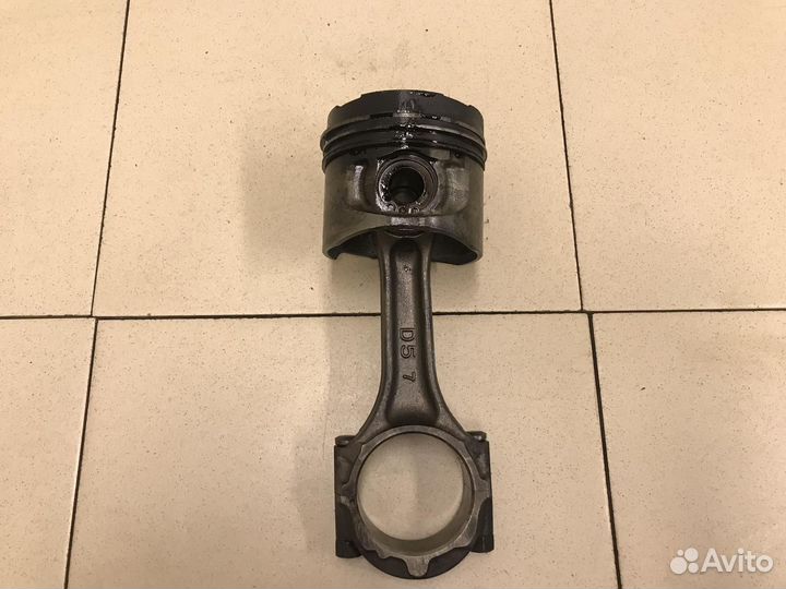 Поршень с шатуном L200 (KB) 2006-2016