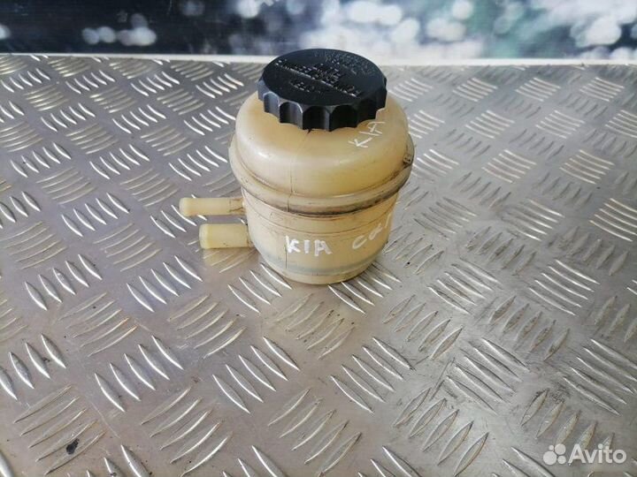 Бачок гур Kia Carens 2.0 2002-2006