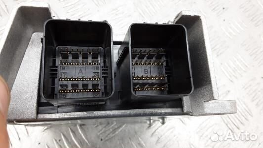 Блок управления airbag jeep grand cherokee WK (4SV