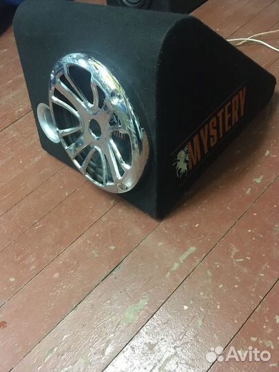 Активный сабвуфер