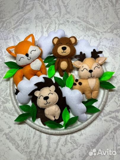 Мобиль в детскую кроватку