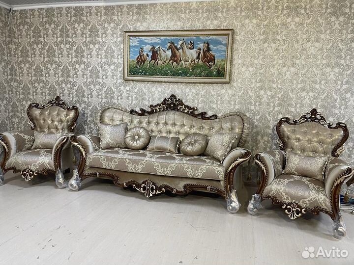 Мягкая мебель Королевский