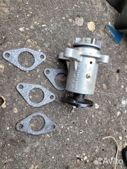 Водяной насос помпа