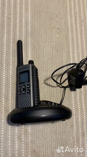 Рация и зарядная станция motorola tlkr-t7