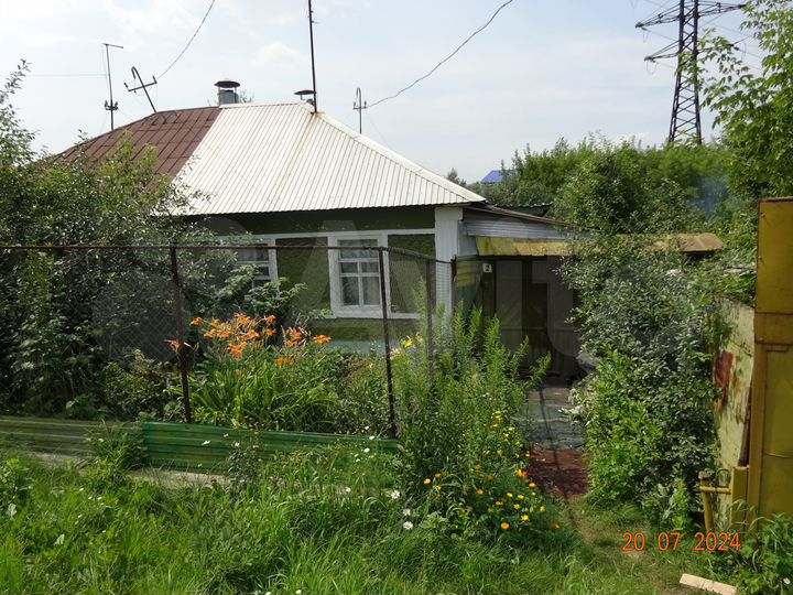 Дом 30 м² на участке 3 сот.