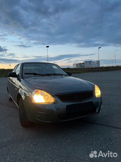 LADA Priora 1.6 МТ, 2010, 200 000 км