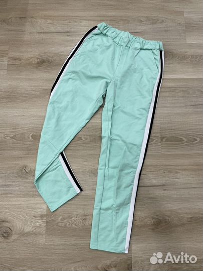 Костюм спортивный женский