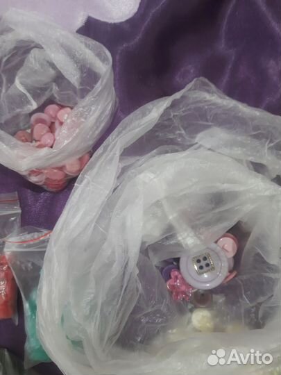 Пуговицы разные