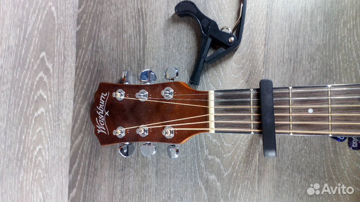 Каподастр для гитары