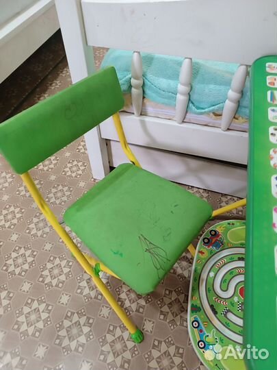 Детский стол и стул
