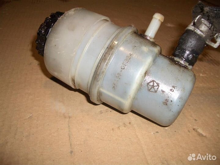 Бачок гидроусилителя Dodge Caliber 2006-2011