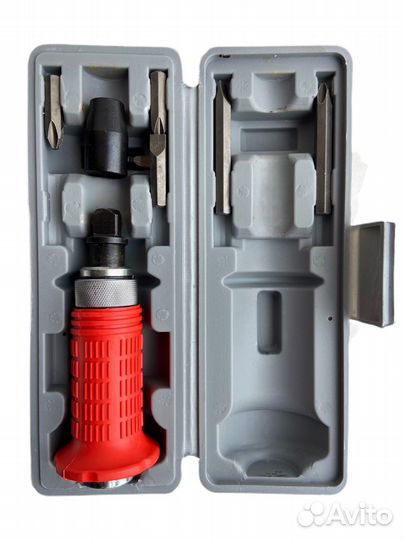 Отвертка ударно-поворотная от-017 в пластиковом бо