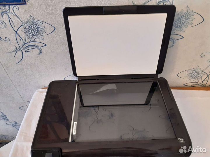 Продам принтер HPB109Q на запчасти