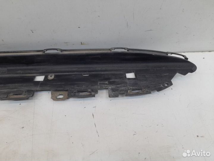 Накладка порога внутренняя правая Toyota Land