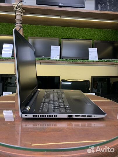 Отличный ноутбук HP 15-BW522UR