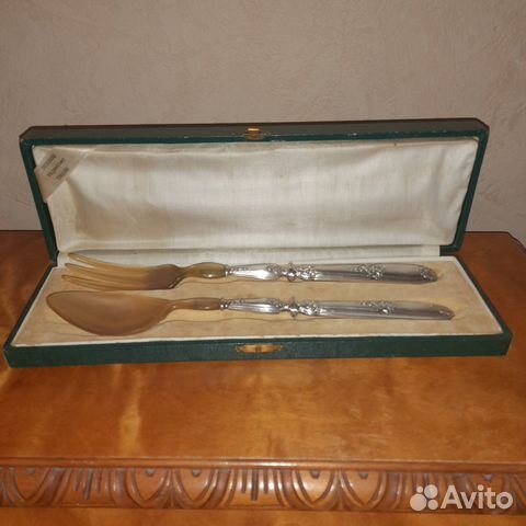 Большой антикварный набор серебро в футляре 19 век