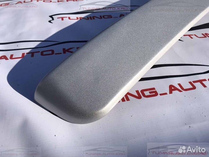Спойлер на заднее стекло Toyota Camry 40 F3328