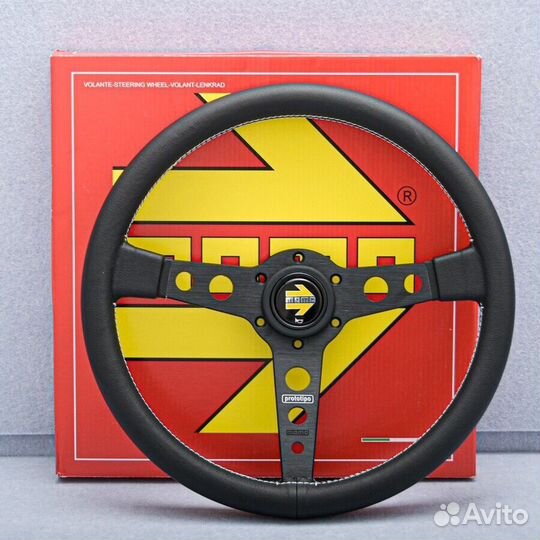Руль momo prototipo