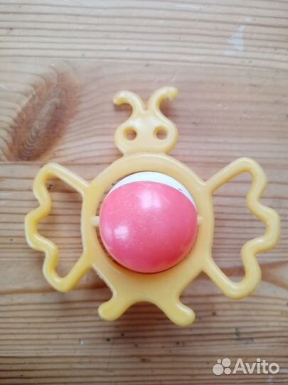 Букашка, бабочка, погремушка, пластмассовая советс