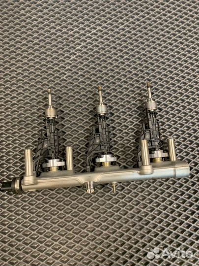 Форсунка топливная Bmw X7 G07 B58B30N 2020