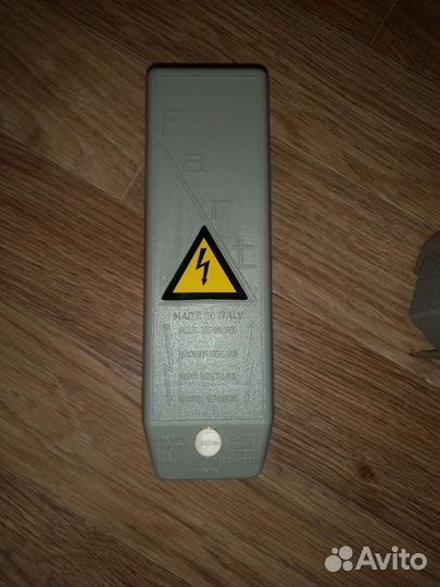 Неоновый трансформатор