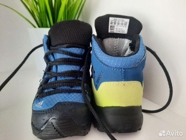 Ботинки демисезонные Adidas