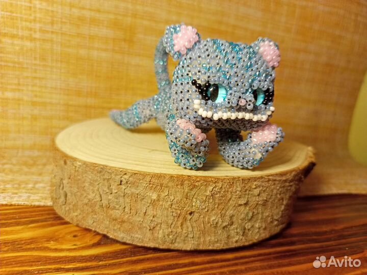 Игрушка из бисера