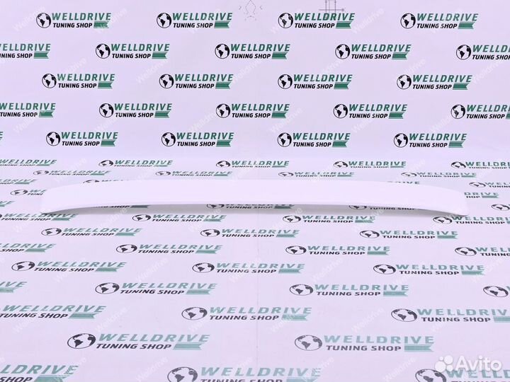 Козырек Toyota Camry 40 белый