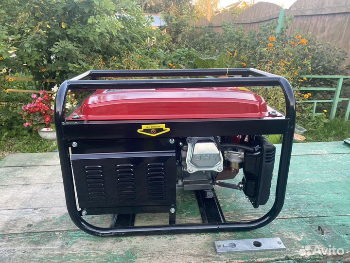 Бензиновый генератор 220/380v