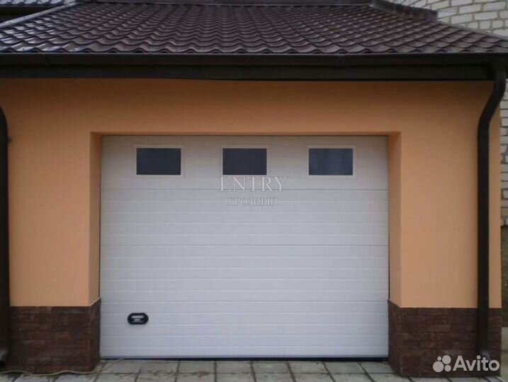 Ворота гаражные секционные