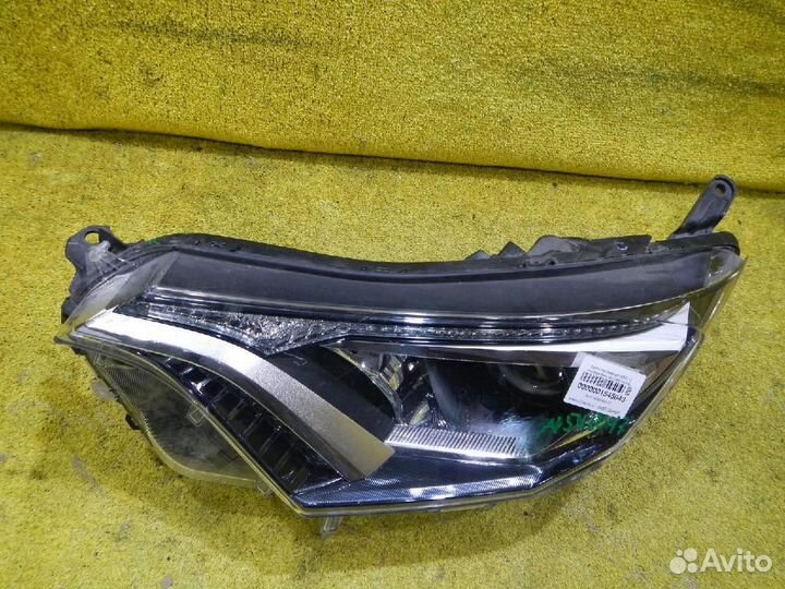 Фара левая Toyota RAV4