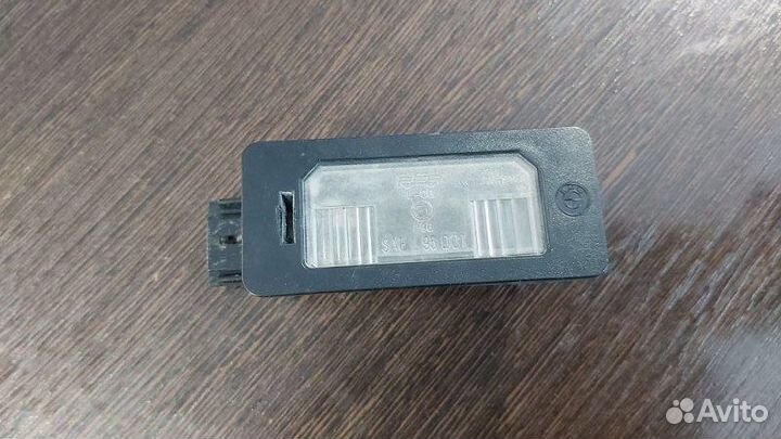 Плафон подсветки номерного знака Bmw X6M E71