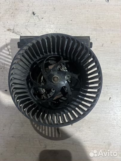 Моторчик отопителя skoda octavia a4 tour