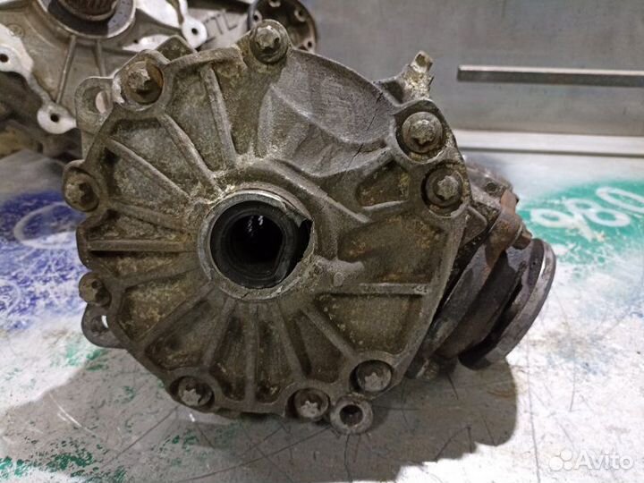 Редуктор передний Mercedes-Benz S-Class W221