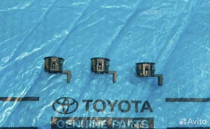 Кольцо парктроника Ленд Крузер 200 черное