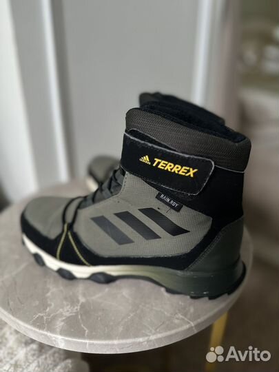 Ботинки зимние adidas terrex