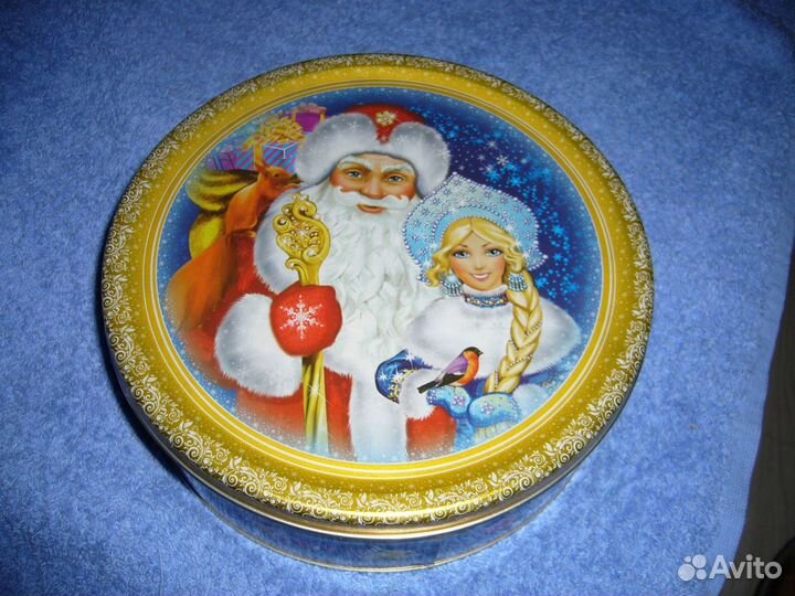 Круглая Новогодняя коробка, металлическая