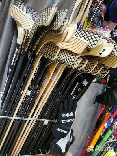 Клюшка для хоккея с мячом