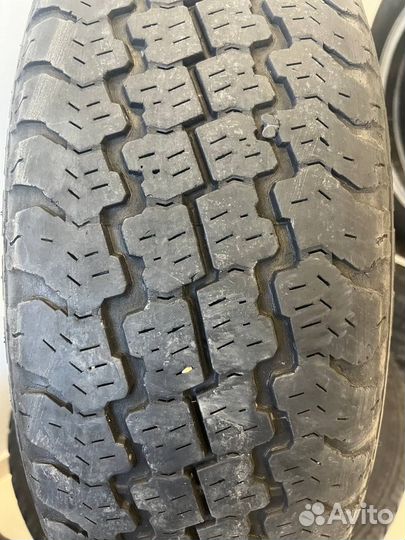 Kumho Road Venture AT 215/75 R15 100C