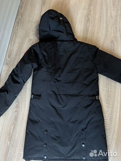 Парка-пуховик Canada Goose XS