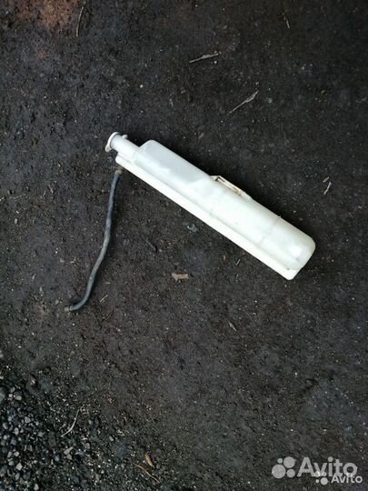 Расширительный бачок Mitsubishi Airtrek Outlander