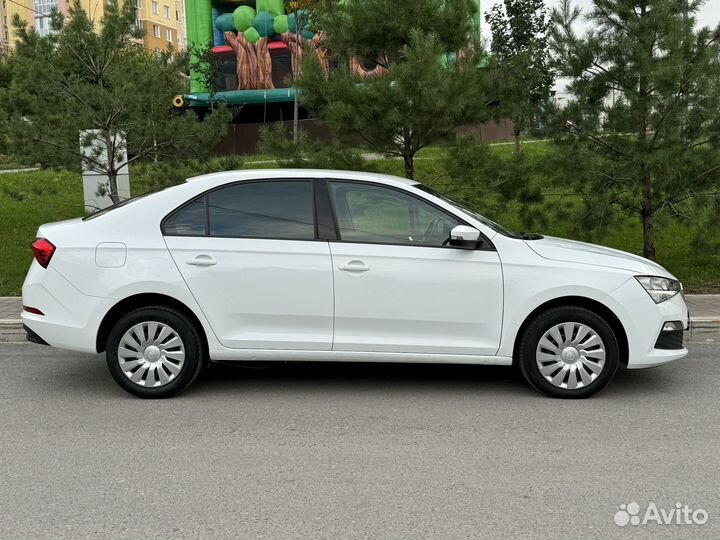 Skoda Rapid 1.6 AT, 2021, 113 000 км