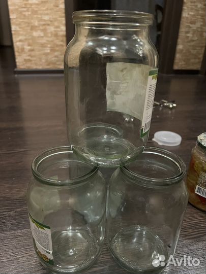 Банка стикланный