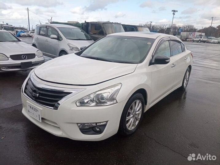 Фара левая Nissan Teana