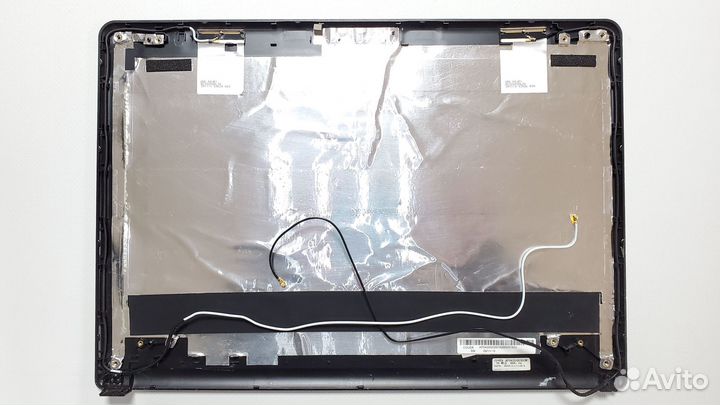 Крышка экрана ноутбука Lenovo IdeaPad U450