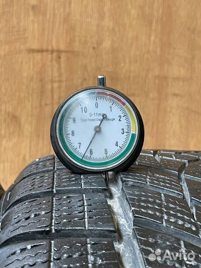 Goodyear UltraGrip Ice SUV 235/50 R19