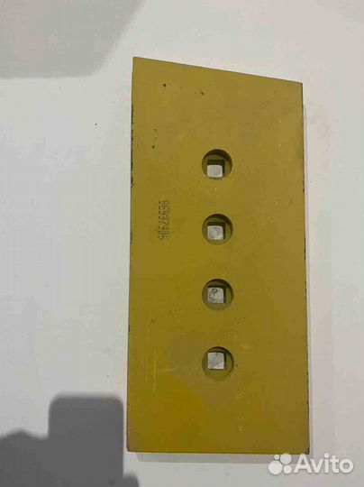 Нож боковой 8E9379 D6R (27MnTiB) sunmach