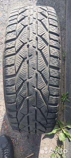 Kormoran Snow 205/60 R16 96H