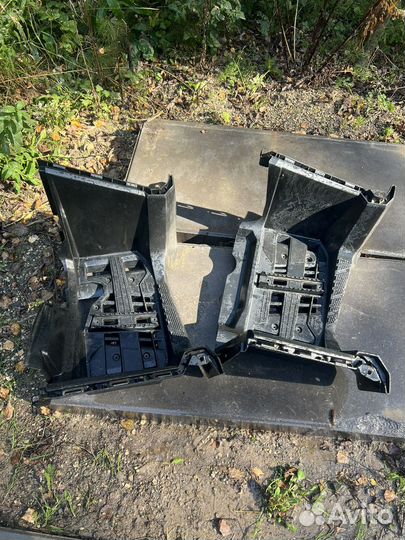 Подножка brp g2