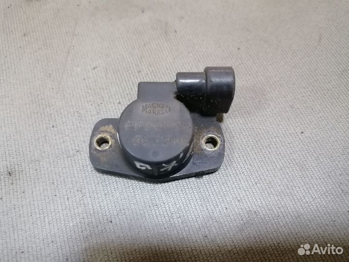 Датчик положен.дроссельн.заслонки Peugeot 206 1.4